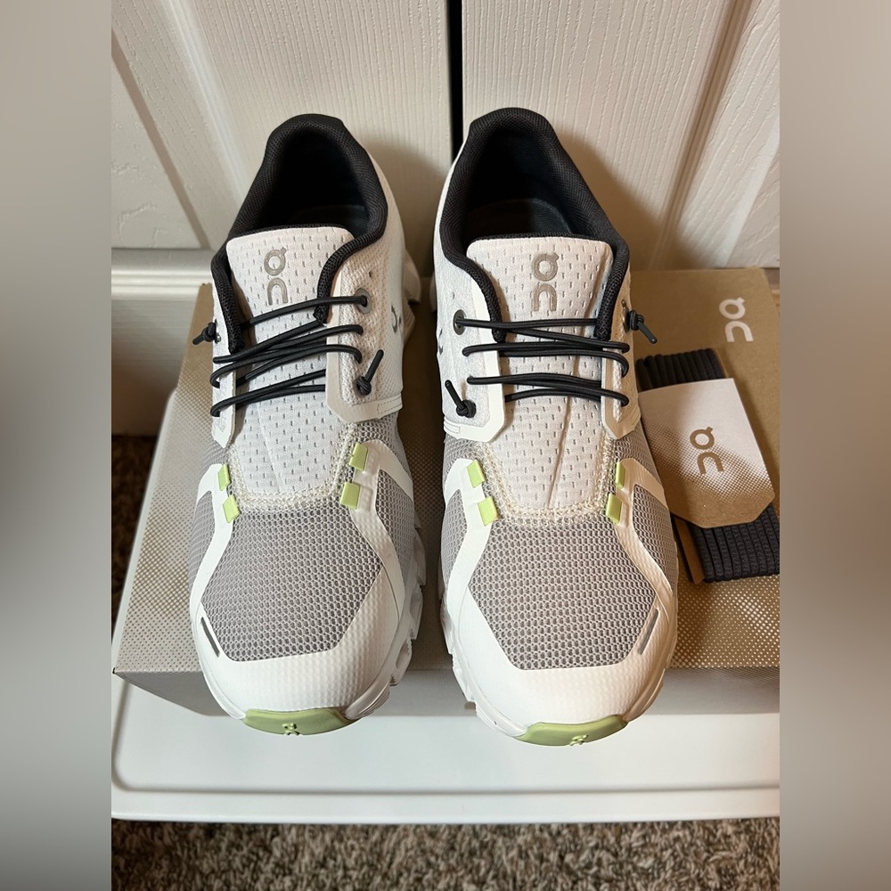 On Cloud 5 Push Sneakers Womens Size 7 White/Oasis